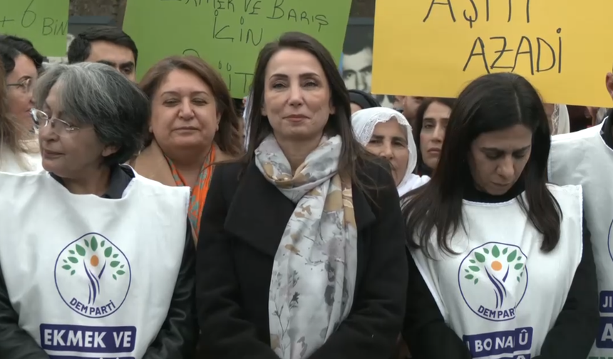 DEM Parti Eş Genel Başkanı Tülay Hatimoğulları: “Bu böyle gitmez; halkın bütçesini istiyoruz”