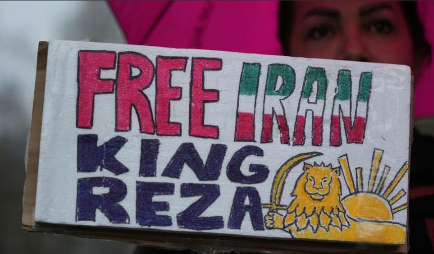 İran’da Protestolarda Can Kaybı En Az 2 Bin 571’e Yükseldi