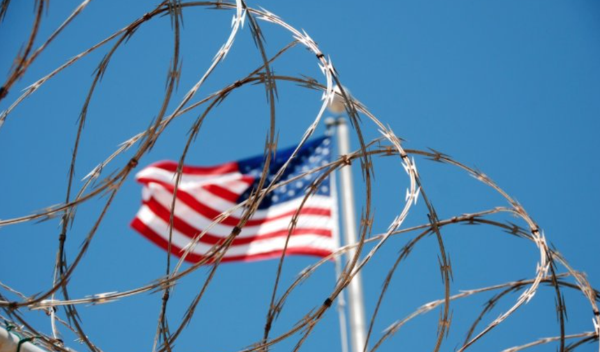 Bir Yılın Ardından Beyaz Saray’da Kırmızı Alarm: Trump Dönemi İnsan Haklarını Aşındırıyor