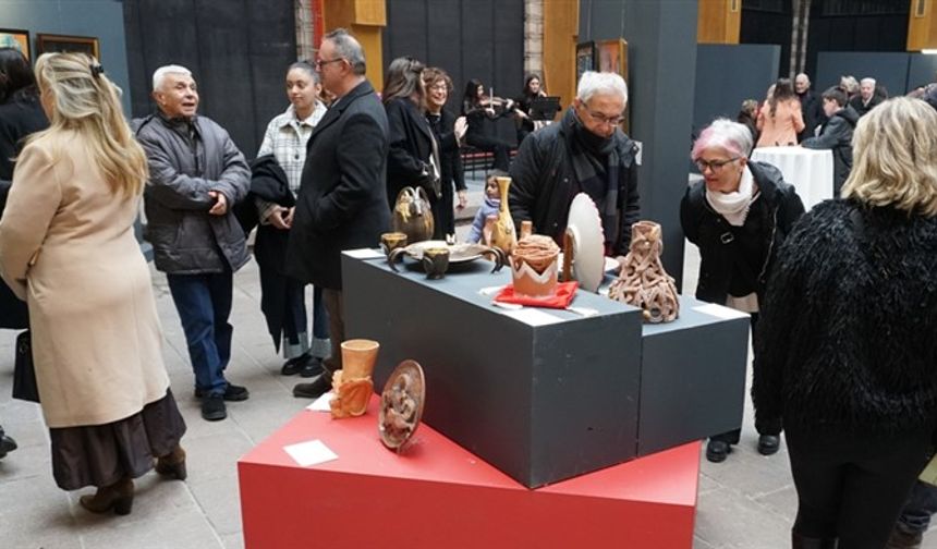 Gordion – Düğümü Çözen Hikâyeler