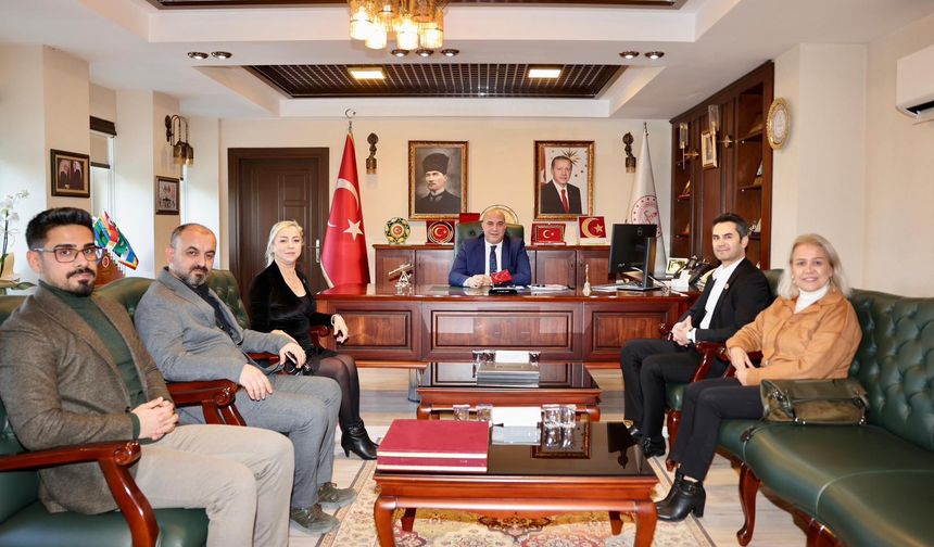 Eğitim Gücü Sendikası’ndan Adana İl Milli Eğitim Müdürü Aras’a Ziyaret: "Önce Öğretmen, Sonra Huzur"