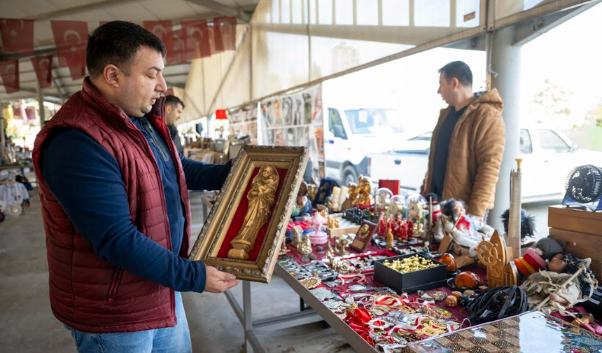 BÜYÜKŞEHİR’İN ANTİKA PAZARI, VATANDAŞLARIN UĞRAK NOKTASI