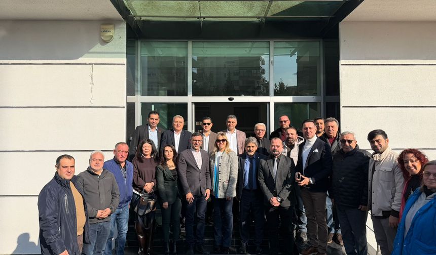 EMO Adana Şubesi 21. Olağan Genel Kurulu Gerçekleştirildi: “Pahalı Karanlığa Mahkûm Edildik”