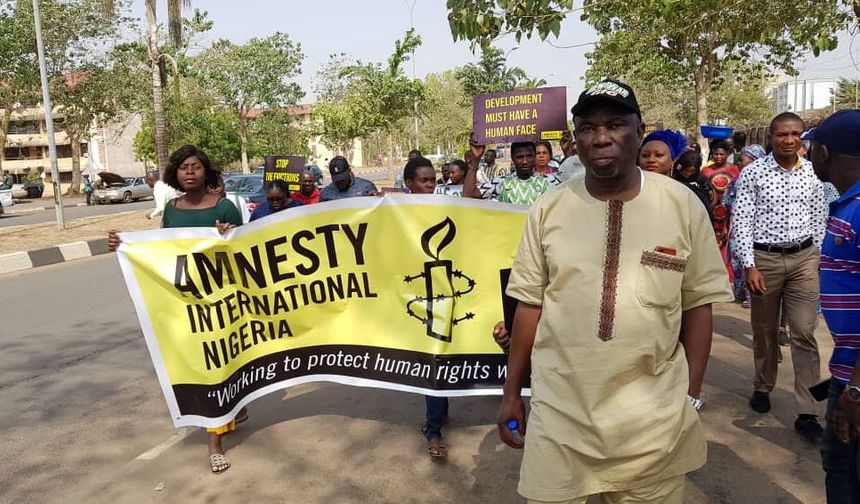 Amnesty International Nigeria: Nijer Eyaleti’nde 32 Kişi Silahlı Saldırıda Hayatını Kaybetti