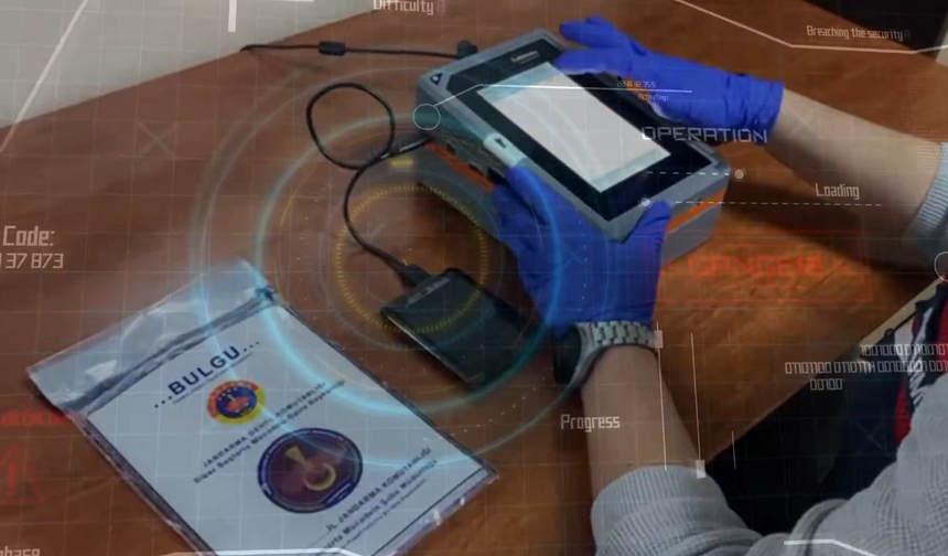 Adana Merkezli 11 İlde Siber Dolandırıcılık Operasyonu: 1,2 Milyar TL’lik İşlem Hacmi, 17 Tutuklama