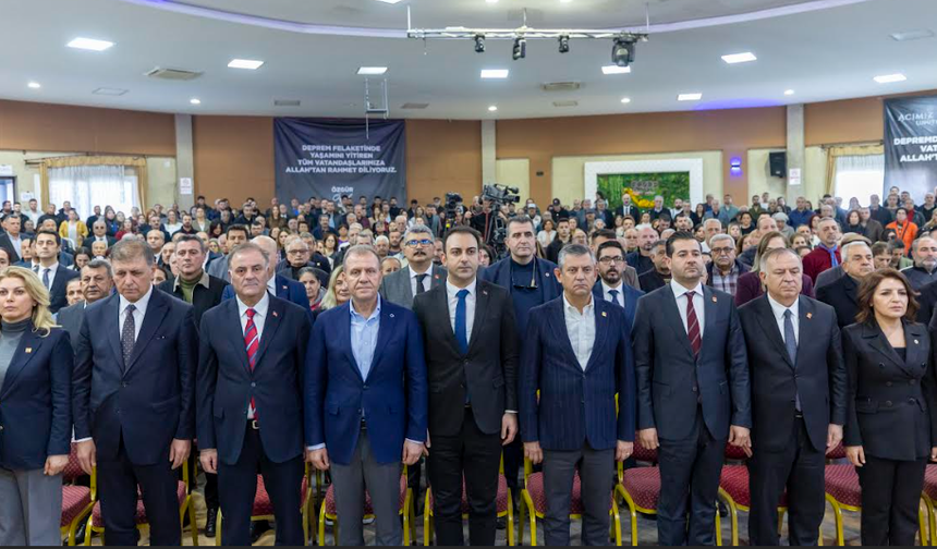 BAŞKAN SEÇER, 6 ŞUBAT DEPREMİNİN 3. YIL DÖNÜMÜNDE CHP GENEL BAŞKANI ÖZGÜR ÖZEL İLE HATAY’DA