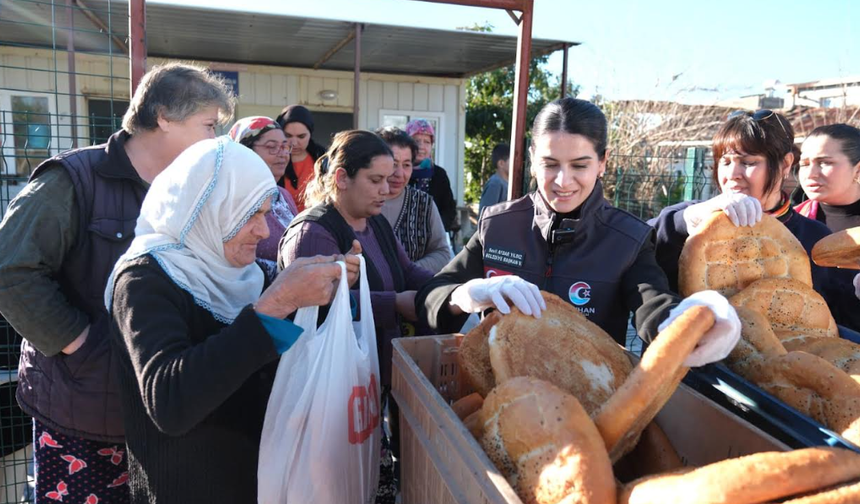 Ceyhan Belediyesi Ramazan Ayı’nda 450 Bin Ekmek Dağıtacak
