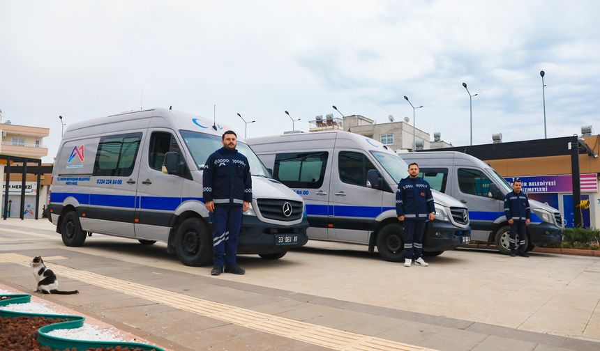 MERSİN BÜYÜKŞEHİR HASTA NAKİL AMBULANSLARI VATANDAŞIN YANINDA