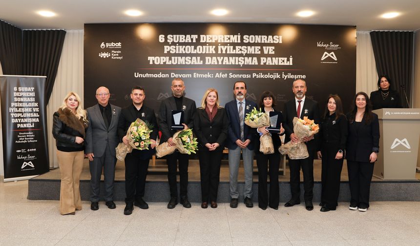 “Unutmadan Devam Etmek: Afet Sonrası Psikolojik İyileşme ve Toplumsal Dayanışma” başlıklı panel düzenlendi