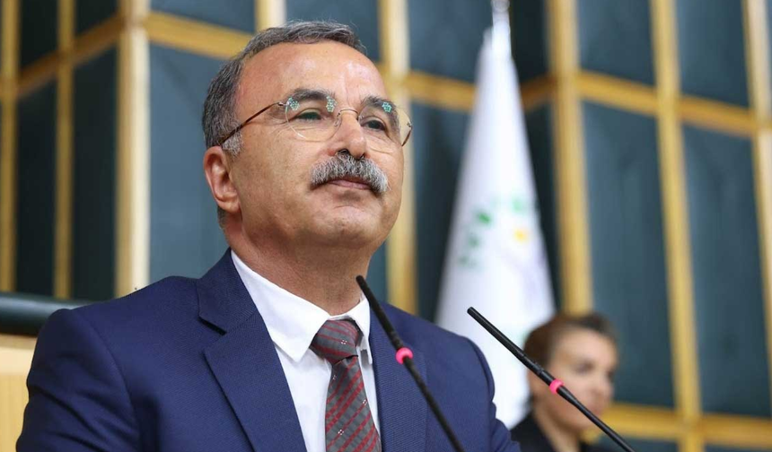 “Camide Şenlik” Tartışması Meclis’te: DEM Partili Akın’dan Bakanlığa Anayasa Soruları