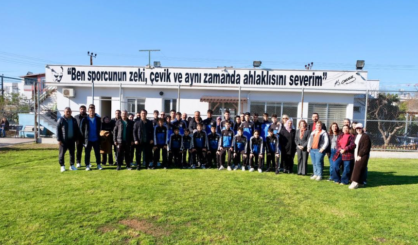 Seyhan Belediyespor U-14 Takımı Türkiye Şampiyonası İçin Konya’ya Uğurlandı