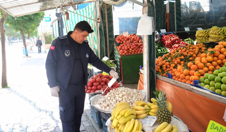 Ceyhan Belediyesi’nden Manavlara Sıkı Denetim