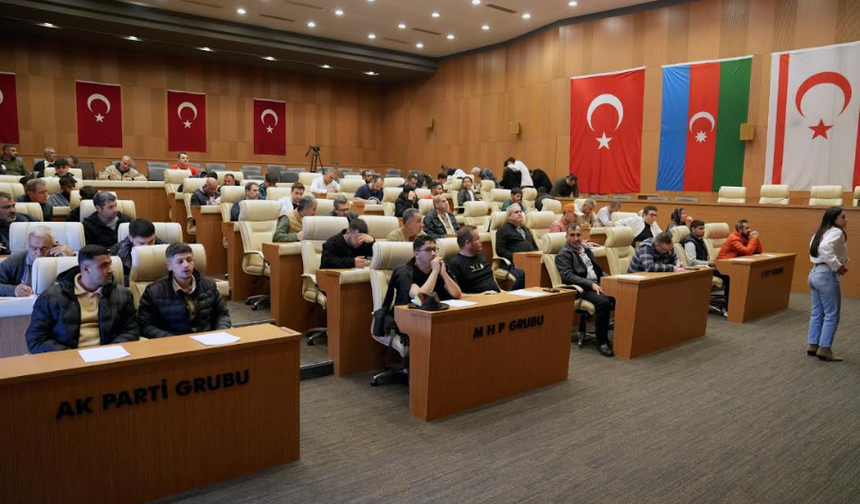 ÇUKUROVA’DA İSTİHDAM SEFERBERLİĞİ SÜRÜYOR