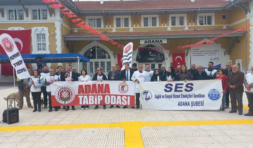 Adana’da 14 Mart Tıp Bayramı Yürüyüşü: “Başka Bir Sağlık Sistemi Mümkün”