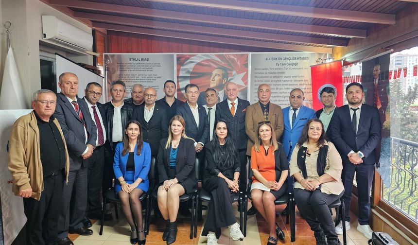 Büro-İş Adana Şubesi’nde İlk Genel Kurul: Yeni Yönetim Belirlendi