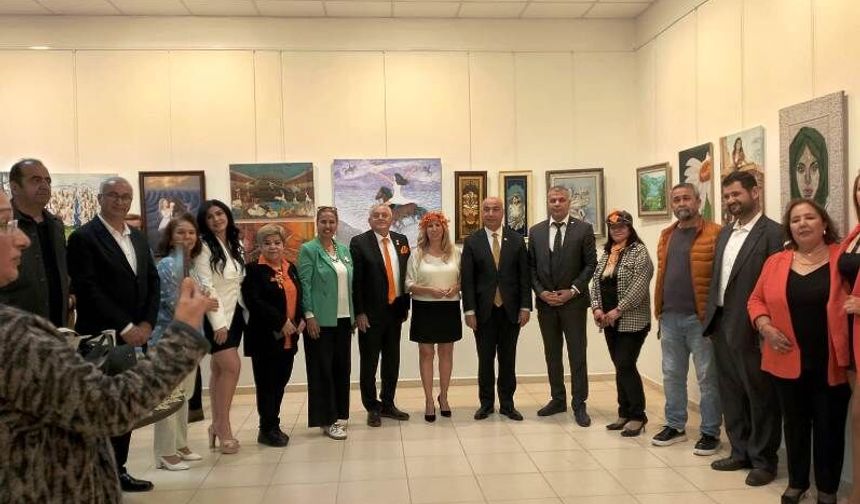 Turuncu Rota” sergisine büyük ilgi!