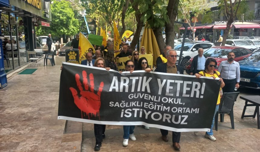 Adana’da Öğretmenler İsyanda: Artık Yeter!