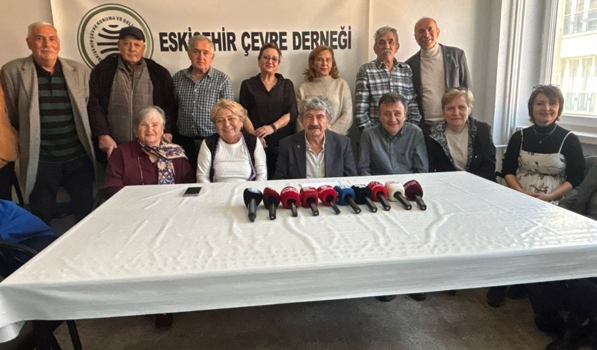 ESKİŞEHİR’DE “ESKİ DEVLET HASTANESİ” TEPKİSİ: “SATILMASIN, HALKA KALSIN”