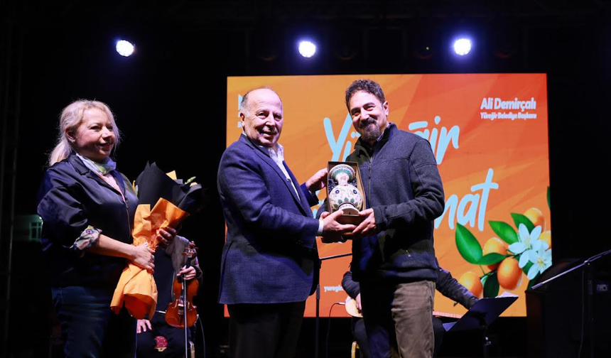 MİKAİL ASLAN KONSERİYLE YÜREĞİR’DE UNUTULMAZ GECE