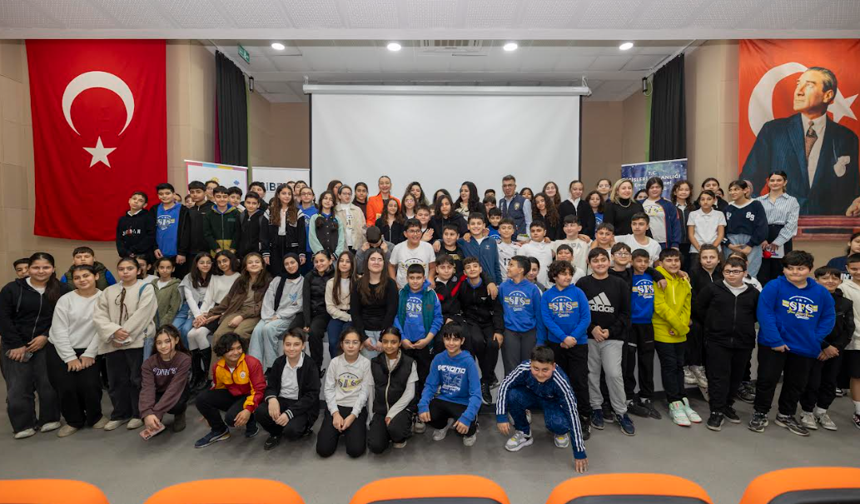 MERSİN BÜYÜKŞEHİR’DEN ÇOCUKLARA ‘SİBER GÜVENLİK’ EĞİTİMİ…