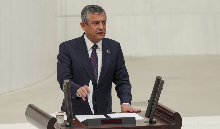 Özgür Özel’den TBMM’de sert “butlan” çıkışı: “Vesayetçiler her gün saldırıyor”