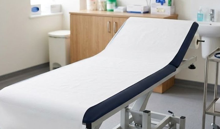 Muayene Masa Örtüsü Seçimi Neden Önemli?