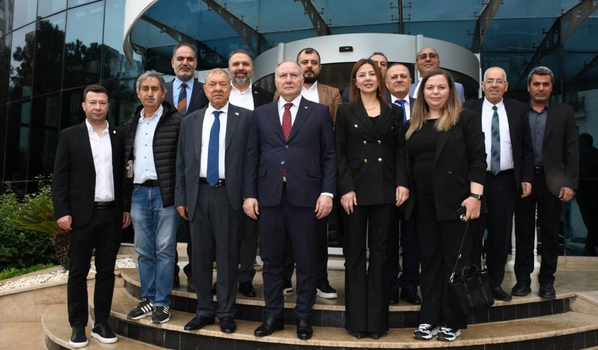 Adana Yol-İş Genel Kurulu’nda uyarı: “Yasal düzenleme olmazsa örgütlenme imkânsız hale gelir”