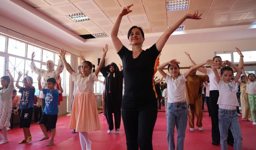 Çukurova Üniversitesinde Dünya Çölyak Günü Farkındalık Etkinliği Düzenlendi