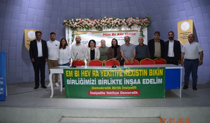 Adana’da Demokratik Birlik İnisiyatifi Tanıtıldı: “Barışın Yolu Ulusal Birlikten Geçiyor”