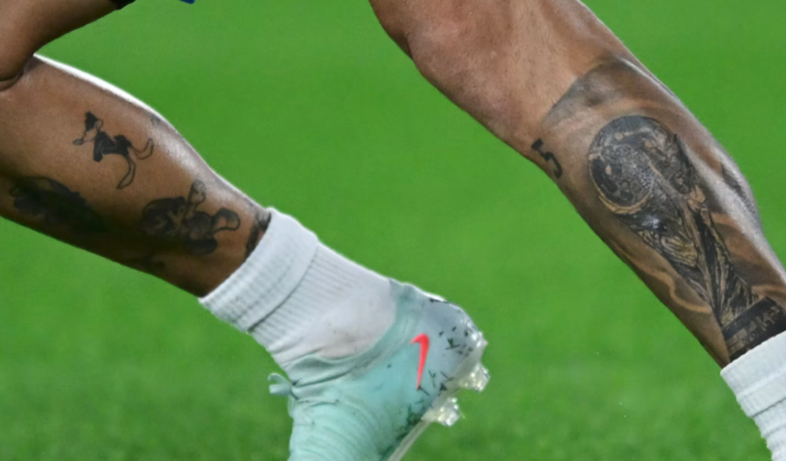 Dünya Kupası'nın görünmeyen dili: Futbolcuların dövmeleri hangi sırları anlatıyor?