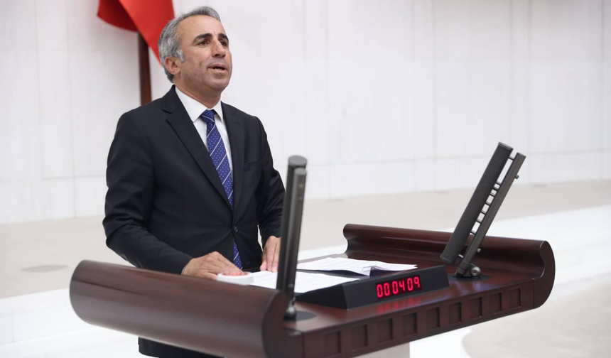 Celal Fırat, Özel Sektör Öğretmenleri ve Mülakat Mağdurlarını Meclis Gündemine Taşıdı