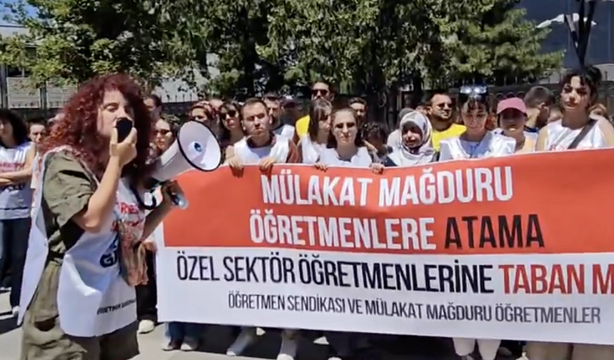 MEB'e yürümek isteyen 44 öğretmen gözaltına alındı