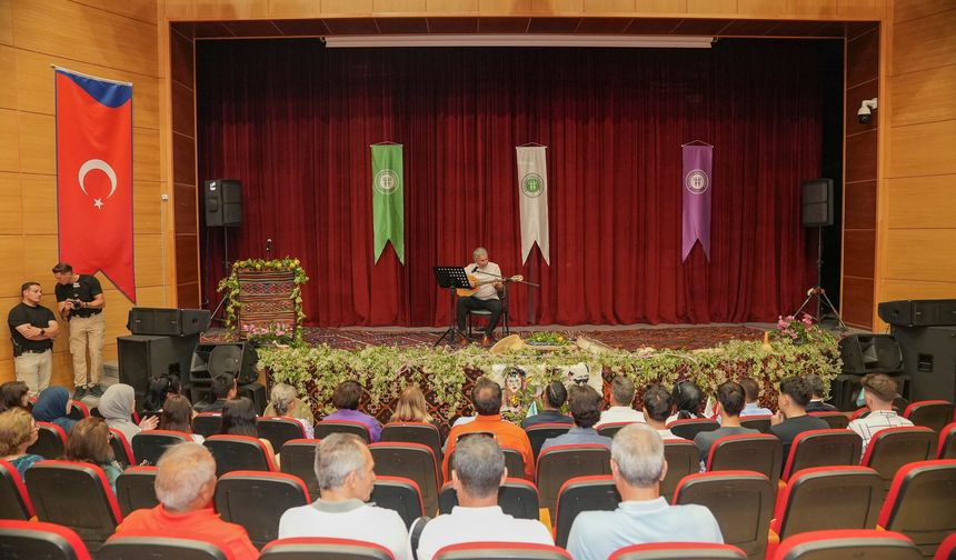 Mersin Büyükşehir Belediyesi bu yıl 9.’su gerçekleştirilen ‘Uluslararası Gülnar Bilim ve Kültür Etkinlikleri’ başladı
