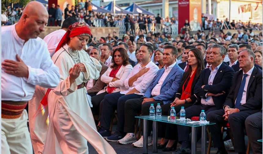 Özel’den Hacıbektaş’ta eşit yurttaşlık mesajı: “Bugünün mağduru olsak da yarının zalimi olmayacağız”
