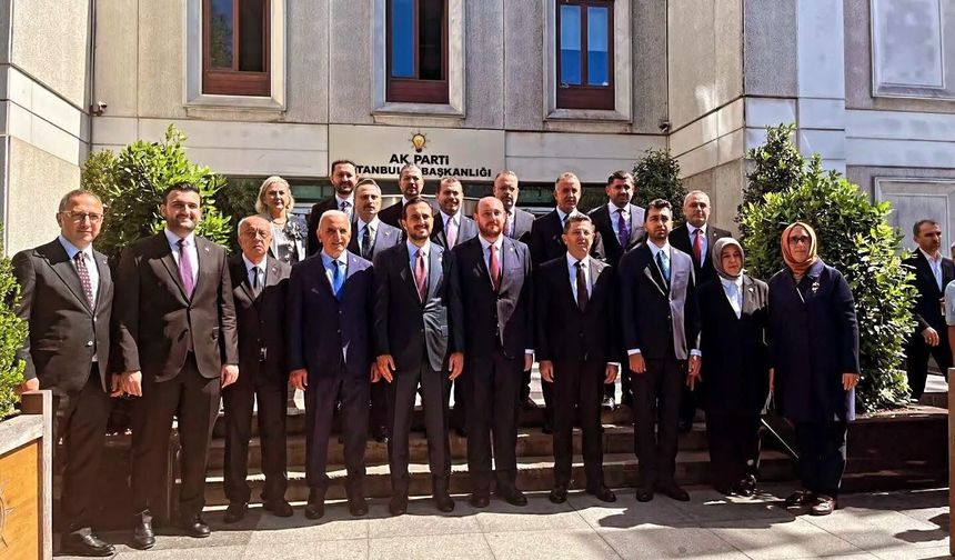 İstanbul'da ilçe belediyelerinde denge değişti: AKP 19, CHP 18