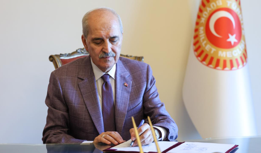 TBMM Başkanı Kurtulmuş, "Milli Dayanışma ve Toplumsal Bütünleşme" Kanun Teklifini İmzaladı