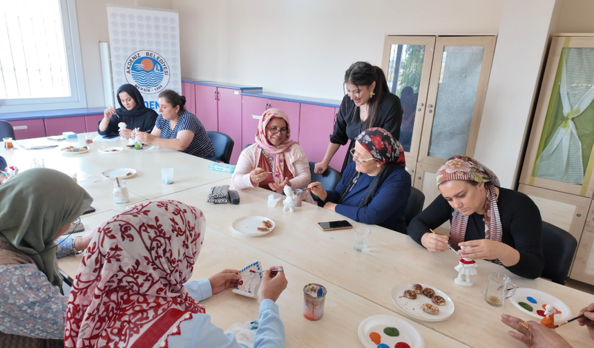 Akdeniz Belediyesi’nden Kadınlara Yönelik “Sevgi Sanatı Atölyesi”