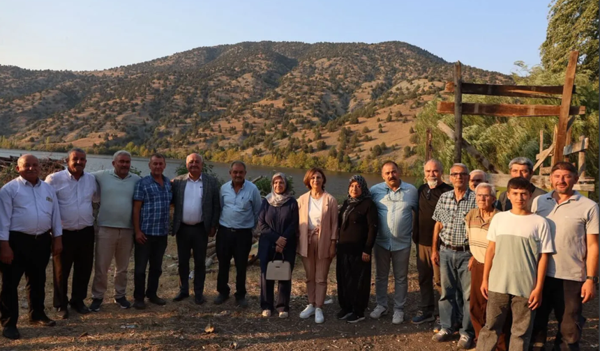 Ayşe Ünlüce’den şehit Zeynel Gülgen’in ailesine ziyaret
