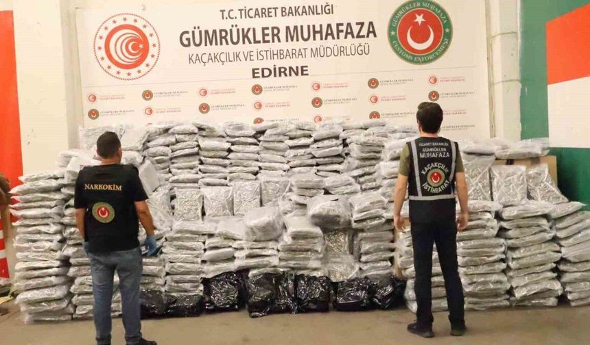 Kapıkule’de 810 kilo esrar ele geçirildi