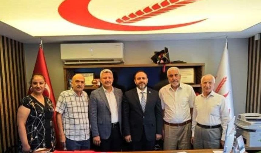 YENİDEN REFAH'TA DİKKAT ÇEKEN SİYASİ ZİRVE: ADANA İÇİN 'ORTAK AKIL' MASASI KURULDU!