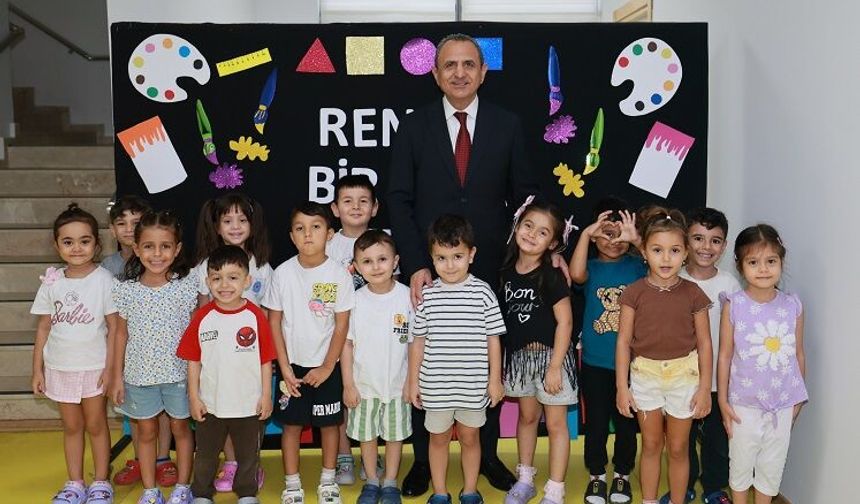 TARIK ÖZÜNAL’DAN MİNİK YÜREKLERE YENİ EĞİTİM YILI ZİYARETİ