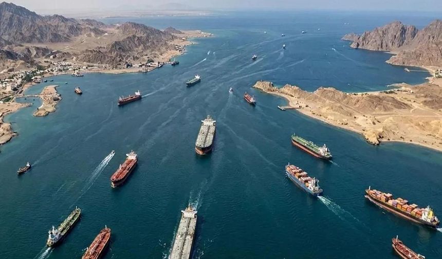 İran’dan Hürmüz Boğazı’nda yeni karar: Kara listedeki gemi sayısı 56’ya çıktı
