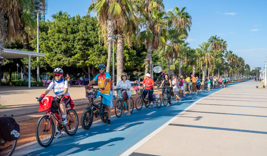 Mersin’de Bisikletseverlere Güvenli Sürüş Eğitimi