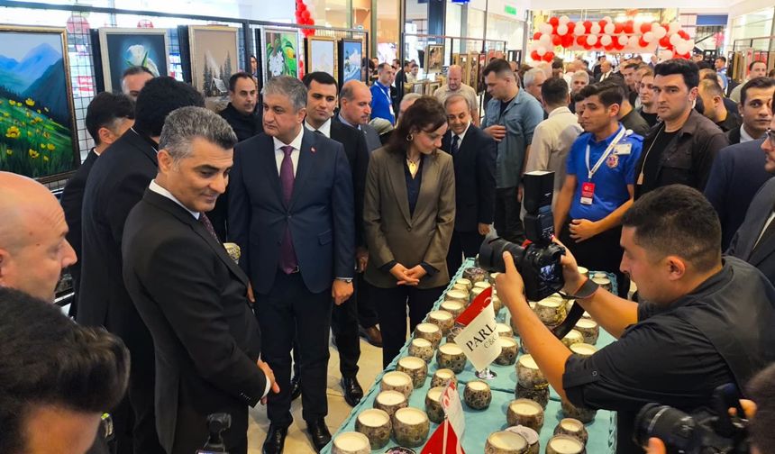 Cezaevinde Üretilen Eserler Adana’da Umudun ve Değişimin Simgesi Oldu