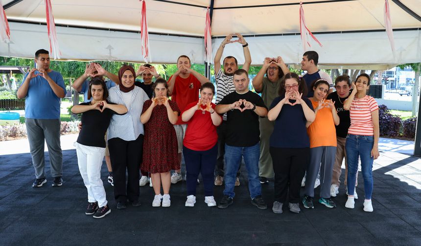 Engelsiz Yaşam Merkezi’nde binlerce kişiye destek