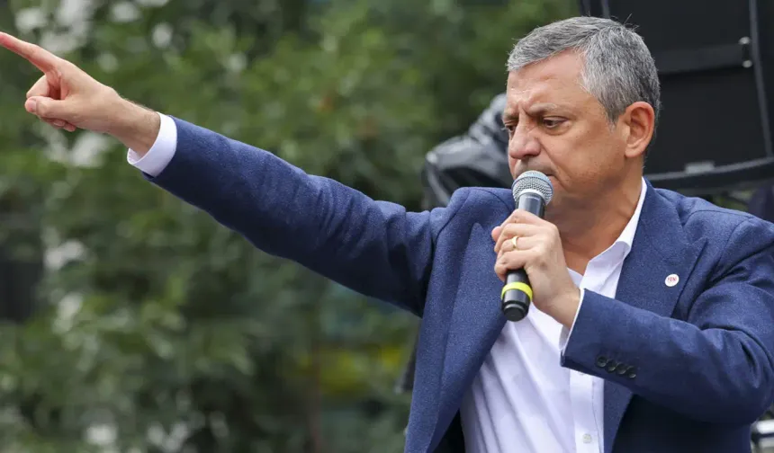 Özgür Özel’den Erdoğan’a mahrem görüntü tepkisi: “O şarlatanı ya sen durdur ya biz durduracağız”