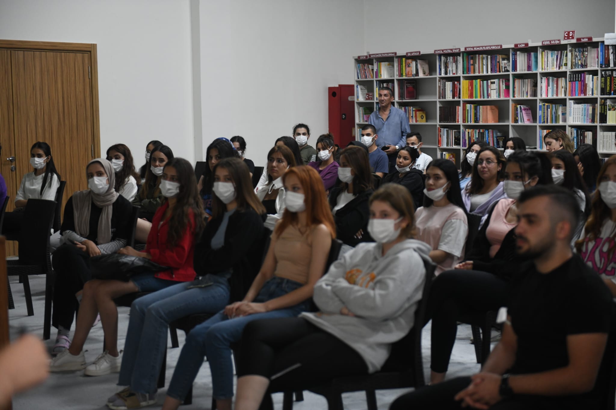 Yenişehir Belediyesinden üniversitelilere cinsiyet eşitliği eğitimi  (2)
