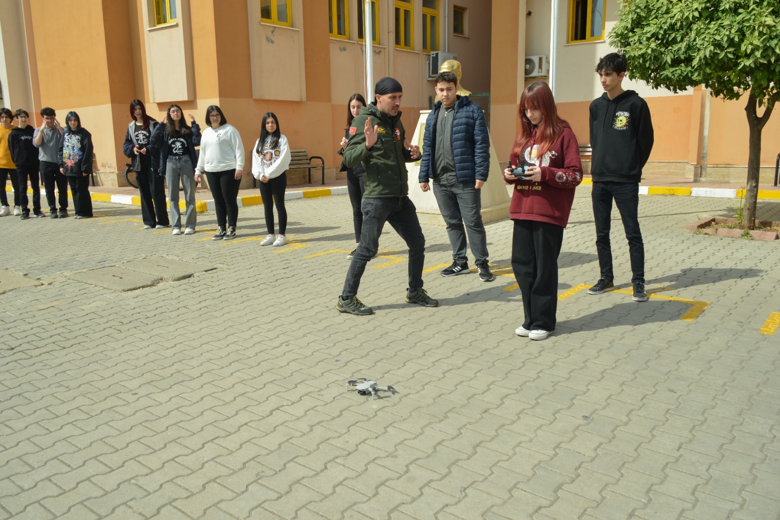 Yenişehir Belediyesinden lise öğrencilerine drone eğitimi (2)