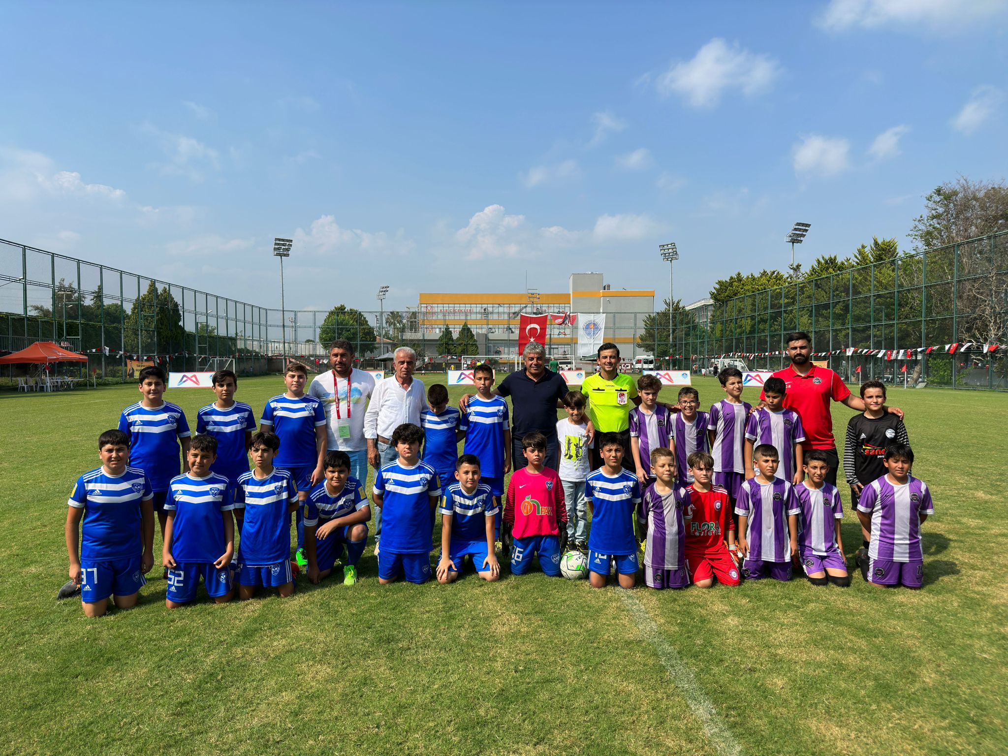 BÜYÜKŞEHİR’İN ‘U-11 U-12 MİNİKLER ŞENLİK LİGİ’ BAŞLADI  (2)