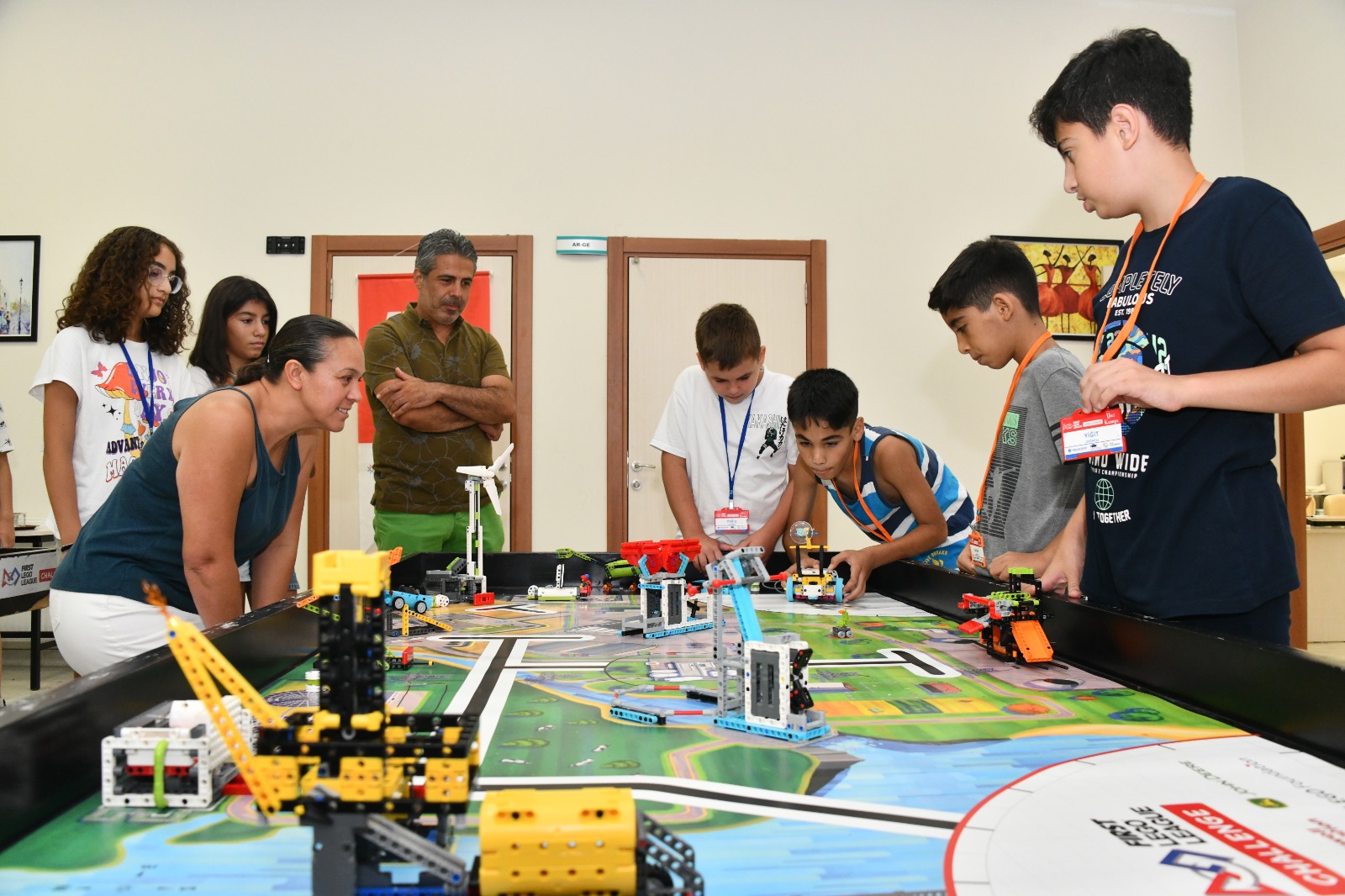 Yenişehir Belediyesinden çocuklara robotik kodlama ve LEGO eğitimleri (3)